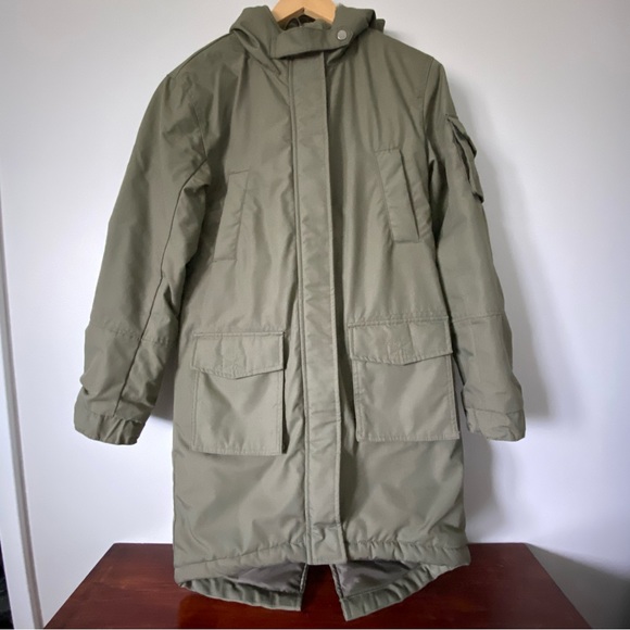 H&M Winter Coat - Picture 1 of 15